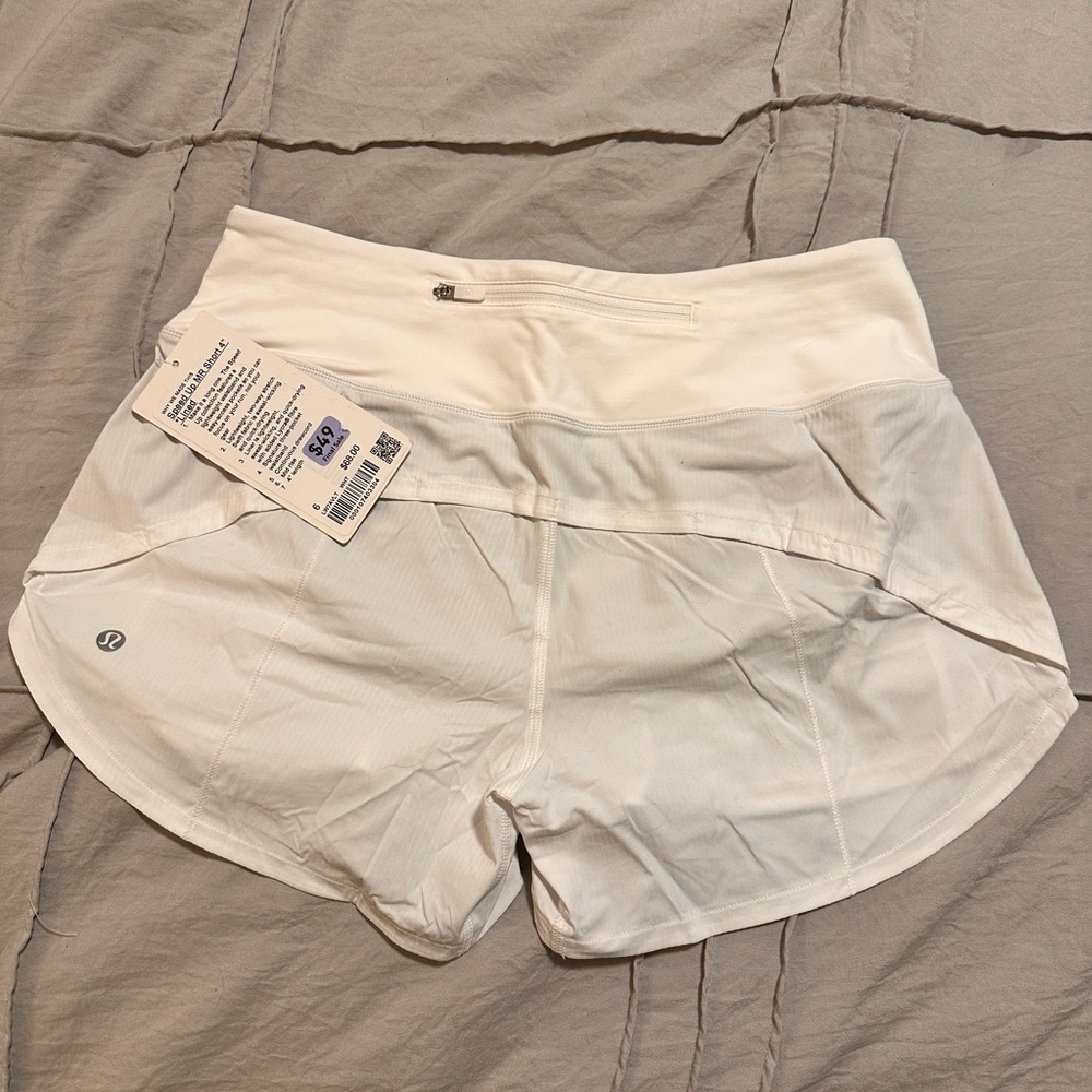 SOLD Lulu Speed up shorts